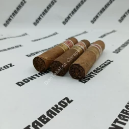 Сигара кубинская Romeo Y Julieta Petit Churchills 3 шт оптом