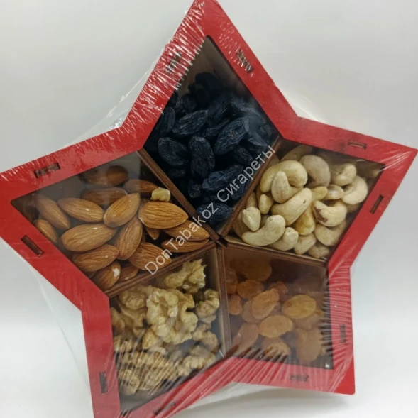 Подарочный набор орехов Звезда в деревянной упаковке (200-250)г оптом 